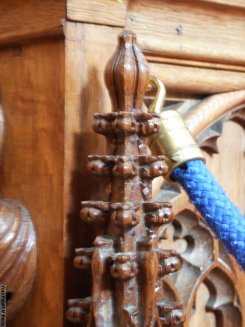 PICT5409-Carving_detail